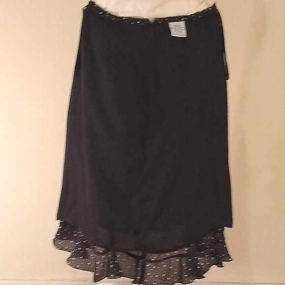 Danny and Nicole Short Sleeved Suit - Picture 4 of 10